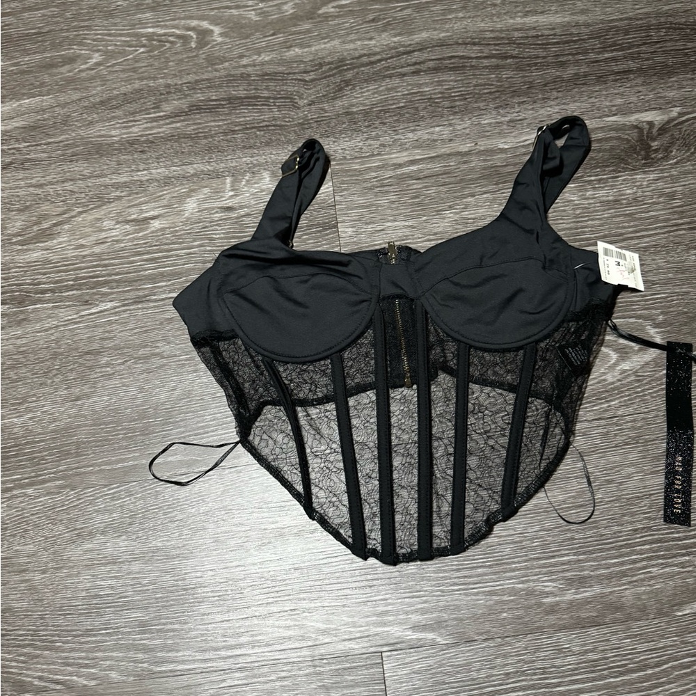 Lace crop top